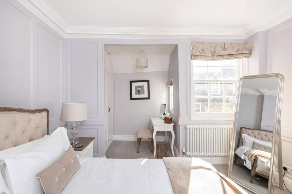 Beautiful Apartment, Incredible Central Location Bath Luaran gambar