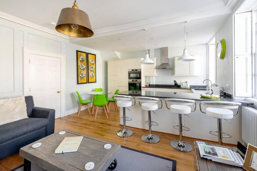 Beautiful Apartment, Incredible Central Location Bath Luaran gambar